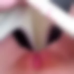 возбужденная вагина женщины под трусиками