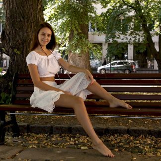 Jessica Albanka на скамье