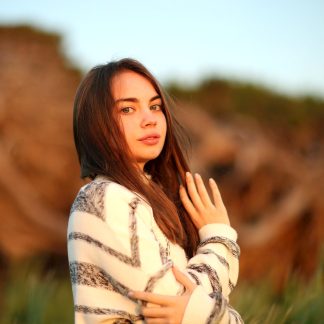 Sofy Bee красивая девушка