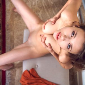 Mila-Azul голая фото вид сверху