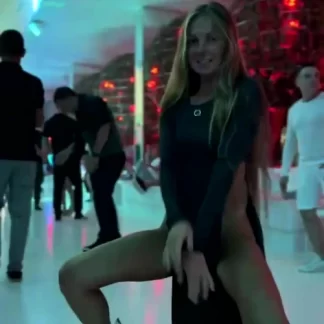 blonde-dance-higt-club