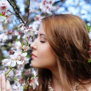 Красивое ню фото на природе